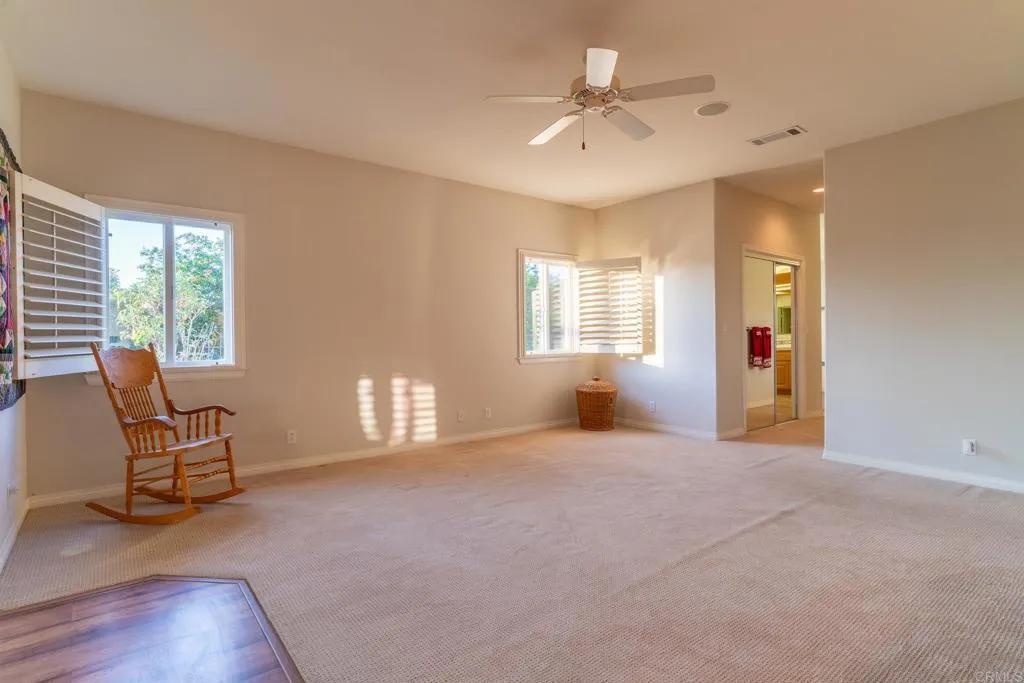 https://cdn.realtyfeed.com/cdn/127/306459206/44418f0338e16c9ef9c57883744b59f3.webp