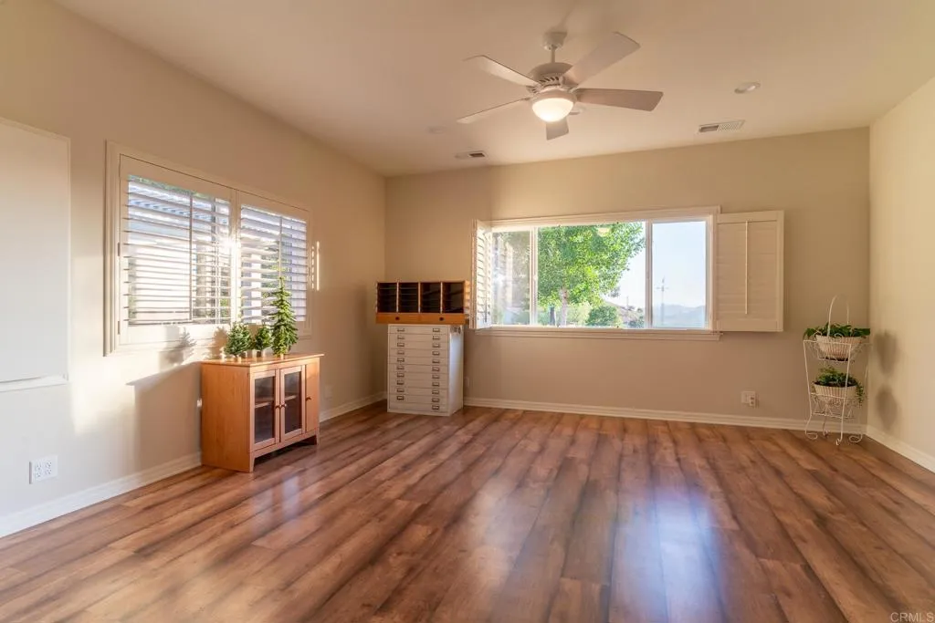 https://cdn.realtyfeed.com/cdn/127/306459206/839c70fd854070767b727474486b9d3f.webp