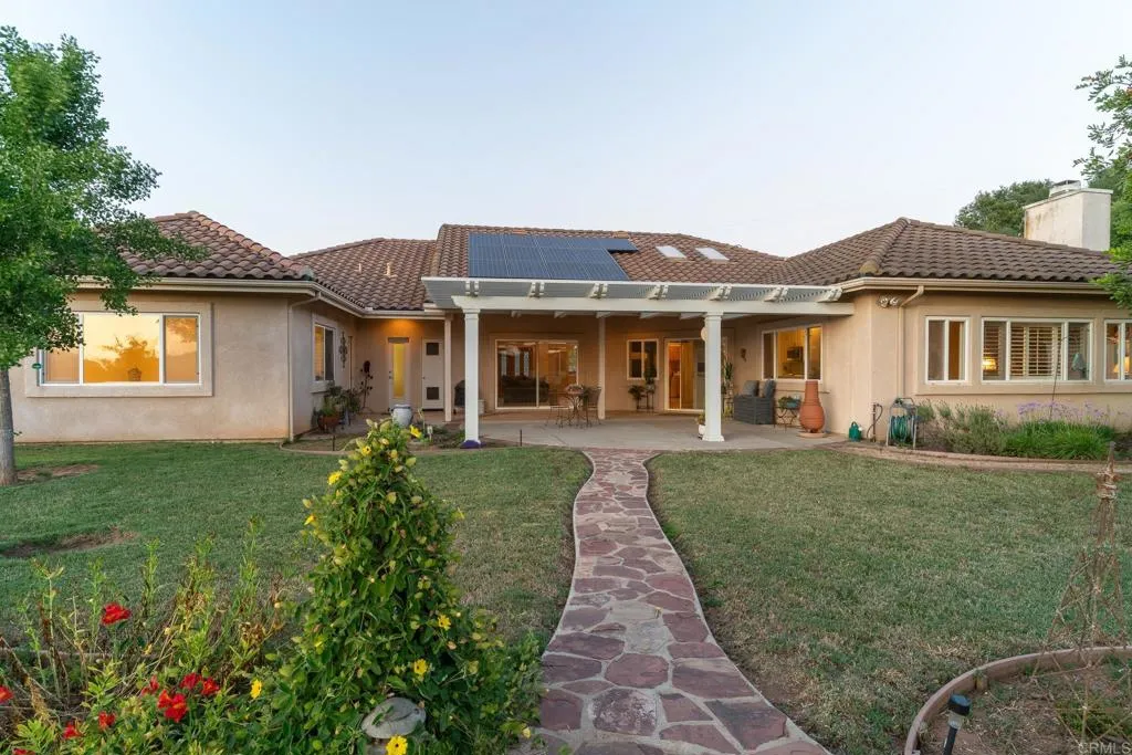 https://cdn.realtyfeed.com/cdn/127/306459206/ba401b1520b7b031d59b07538cc3ca43.webp