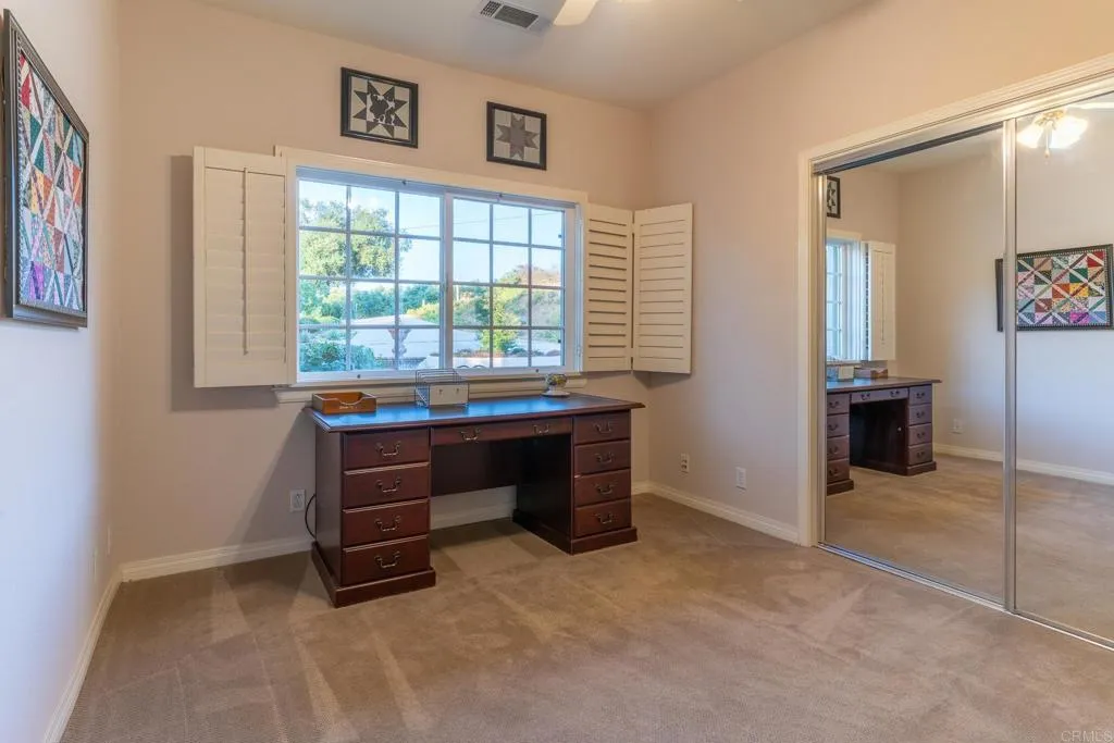 https://cdn.realtyfeed.com/cdn/127/306459206/dee73a7c4e0822fdd104f567a2f2ff10.webp