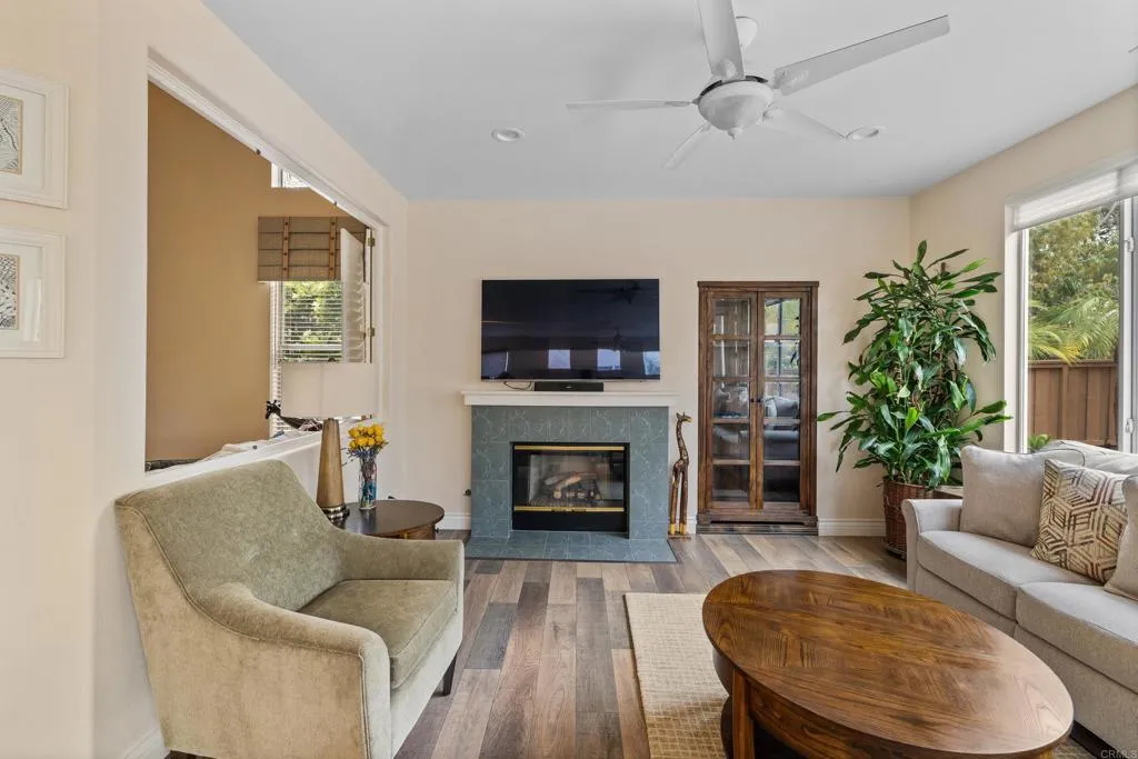 https://cdn.realtyfeed.com/cdn/127/306459208/125b82b525ac46f998318e5fe68fd346.webp