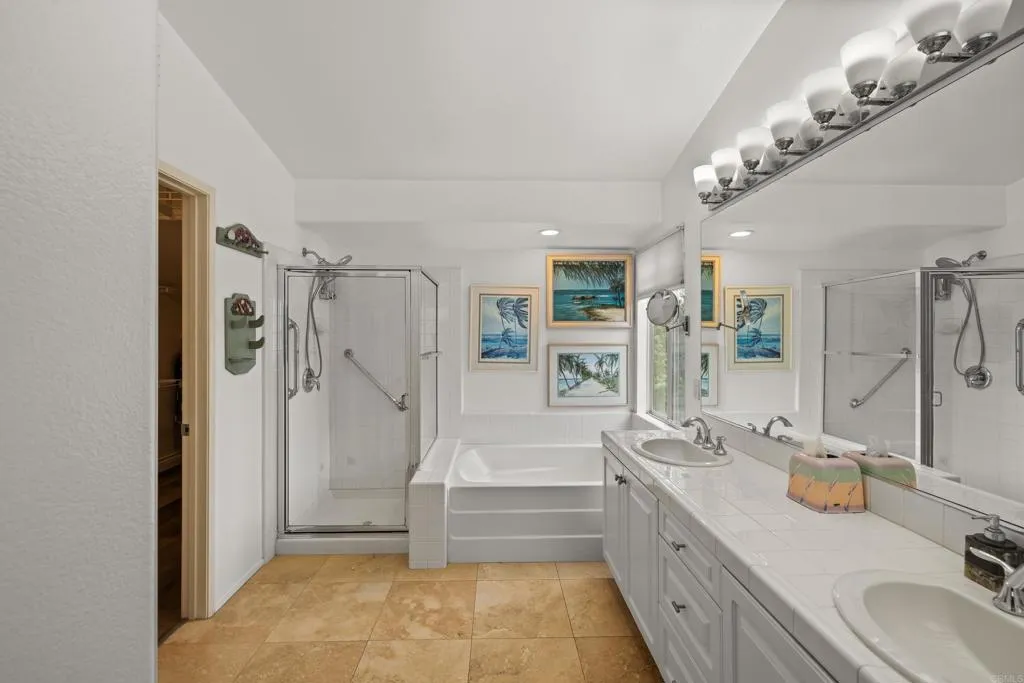 https://cdn.realtyfeed.com/cdn/127/306459208/227216a3e6b2021b64661d01a89b5b83.webp