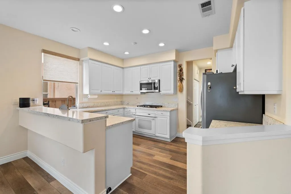 https://cdn.realtyfeed.com/cdn/127/306459208/2bd10e222d87f3d84bb270508f2676cd.webp