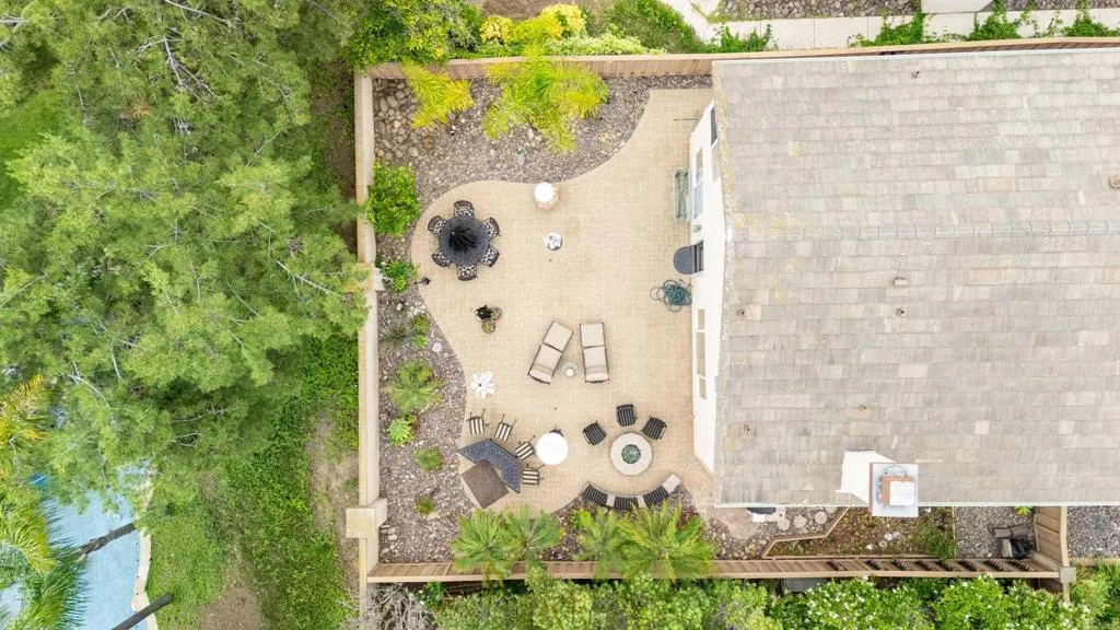 https://cdn.realtyfeed.com/cdn/127/306459208/7fc2d9bea6c827f8c9f3af1c6545c159.webp