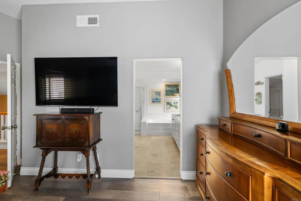 https://cdn.realtyfeed.com/cdn/127/306459208/954ac0a57555e8e4568f67b6ae4f0c95.webp