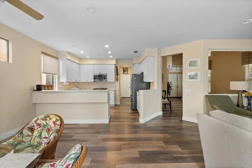 https://cdn.realtyfeed.com/cdn/127/306459208/ec5be65452826a907aa055da5b3a465f.webp