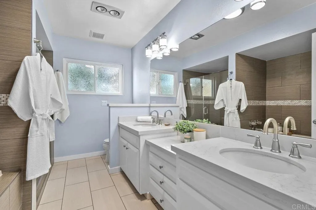 https://cdn.realtyfeed.com/cdn/127/306459243/4f5e04b99b349a95e578b3e8dacb98fa.webp