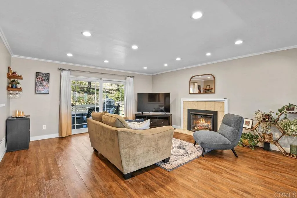 https://cdn.realtyfeed.com/cdn/127/306459243/9536fa8fb4ce0111ae868f6e072eae91.webp