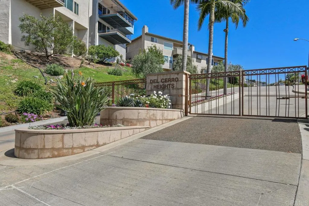 https://cdn.realtyfeed.com/cdn/127/306459243/ac15cd1ec4d45013652564621f310dab.webp