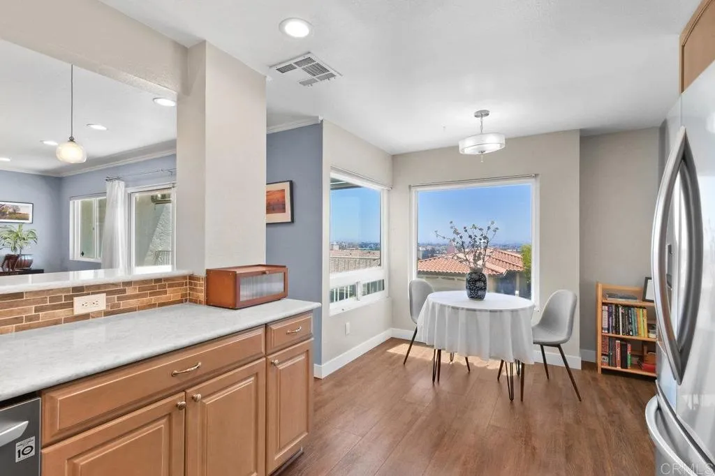 https://cdn.realtyfeed.com/cdn/127/306459243/bdd8b955532df853c29a43d115a74fe8.webp