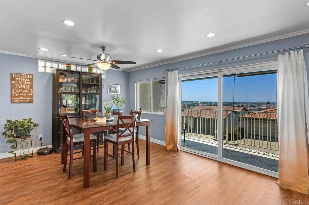 https://cdn.realtyfeed.com/cdn/127/306459243/f6dce4df3dc72548eab36a3b64766236.webp