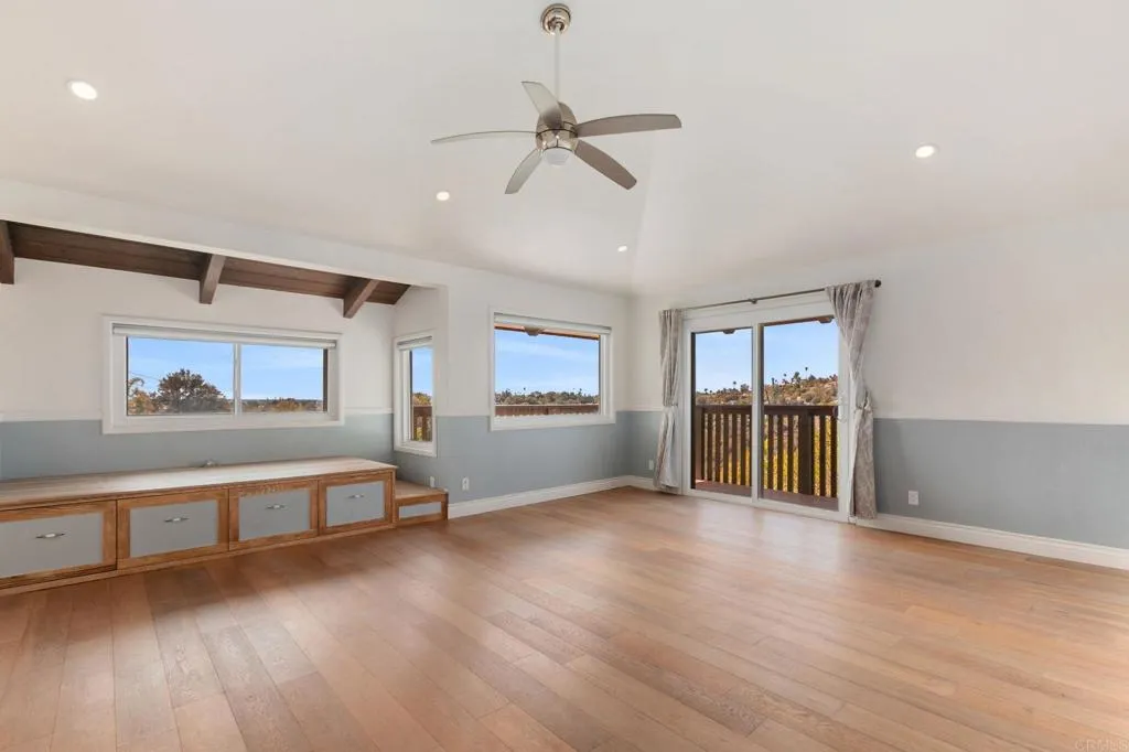 https://cdn.realtyfeed.com/cdn/127/306459301/520566b5c2d4341589dcaec8f972d769.webp