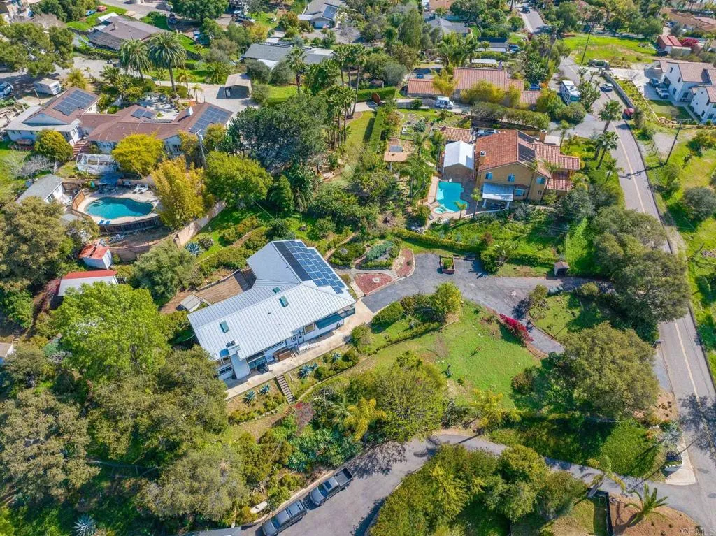 https://cdn.realtyfeed.com/cdn/127/306459301/613a60da62a8fc7371d7ccccce44dff9.webp