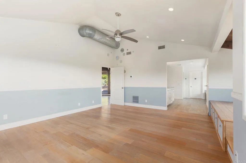 https://cdn.realtyfeed.com/cdn/127/306459301/b2df91bd04a4cfbd615d2e8ad51bb1a8.webp