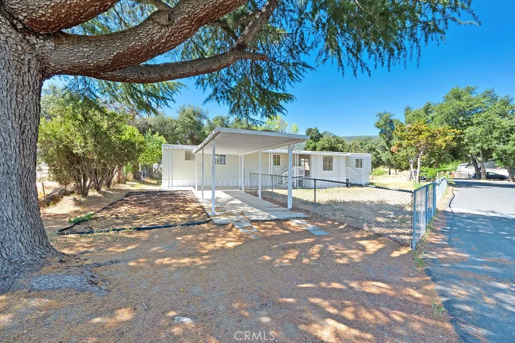 https://cdn.realtyfeed.com/cdn/127/306459453/5ebda63b6afc90909b49631000c51fe0.webp