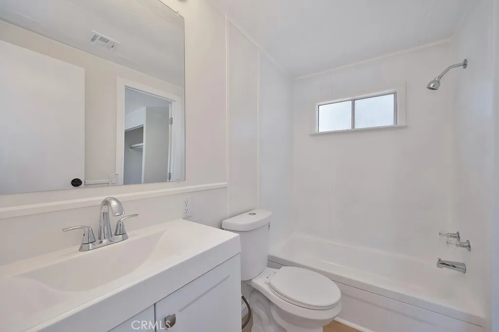 https://cdn.realtyfeed.com/cdn/127/306459453/6397a0e11d3c8d549d6c6658d4f52a5b.webp