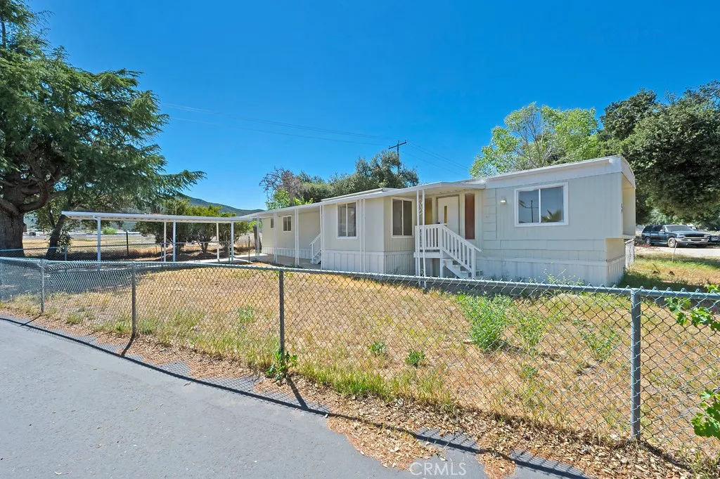 https://cdn.realtyfeed.com/cdn/127/306459453/65a793182cb5fdd53015b15cef8ff105.webp