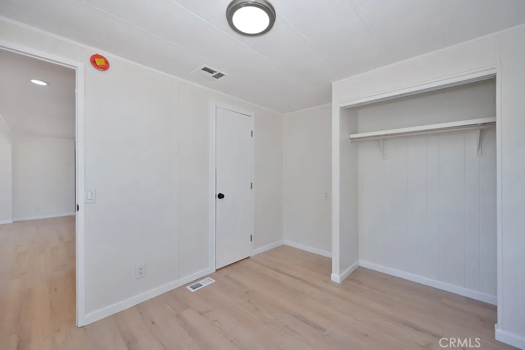 https://cdn.realtyfeed.com/cdn/127/306459453/89df6ac90e30afa744d29d30c81c8062.webp