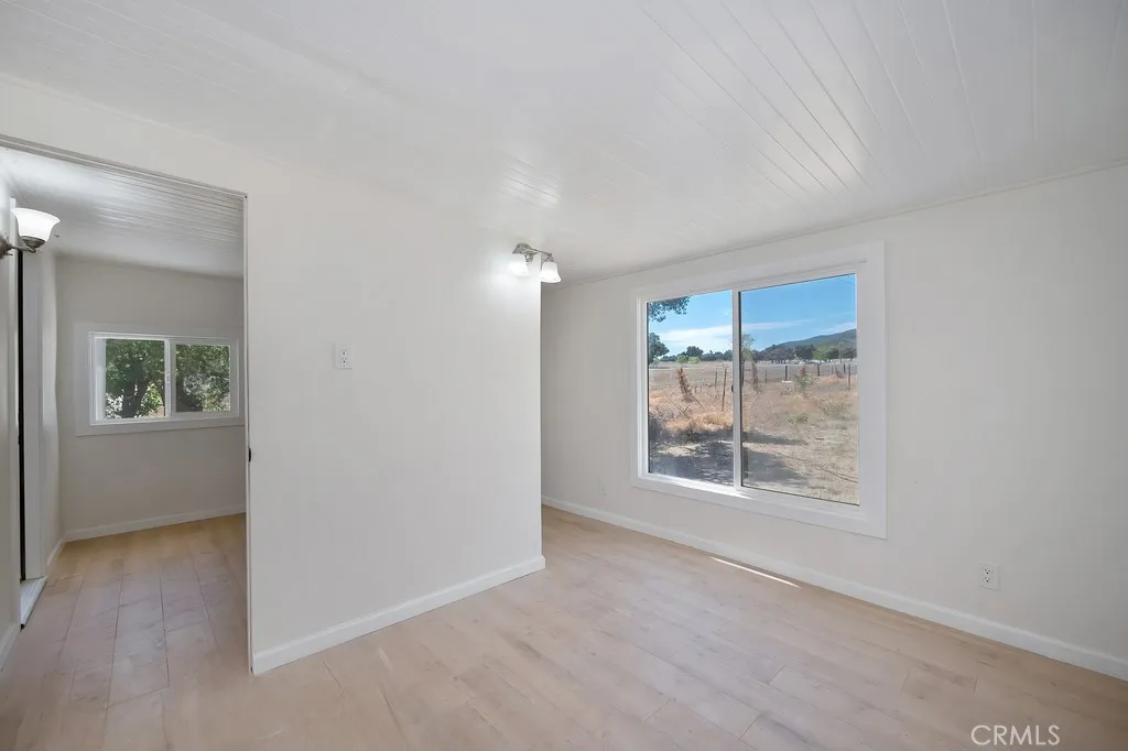 https://cdn.realtyfeed.com/cdn/127/306459453/a52a6cc05ce5ca5020121a6f592c92a0.webp