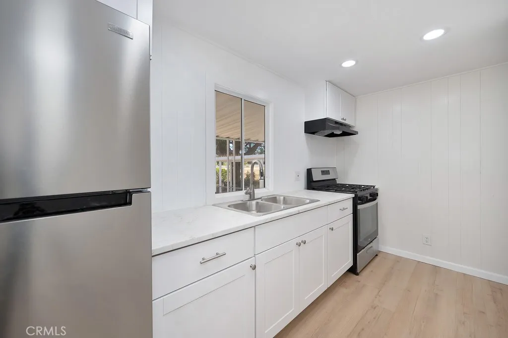 https://cdn.realtyfeed.com/cdn/127/306459453/db80bef6d2c326e4214f47f80c9b67f0.webp