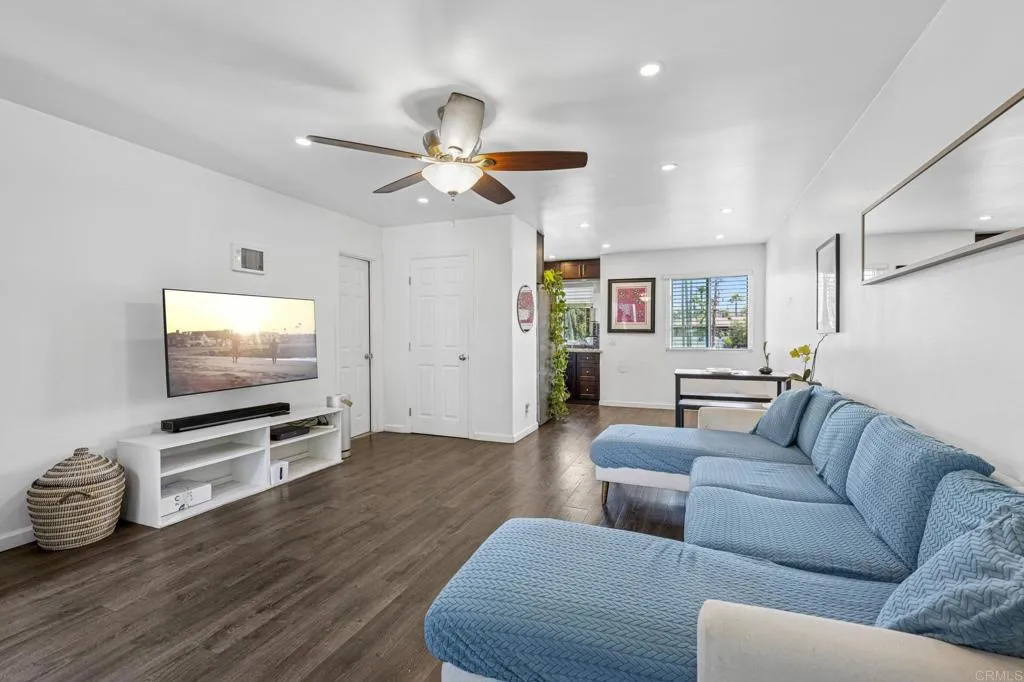 https://cdn.realtyfeed.com/cdn/127/306459604/ae053baa96a100896b30f7f485a7aa2a.webp