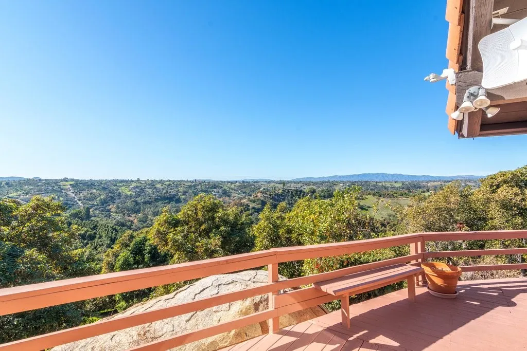 https://cdn.realtyfeed.com/cdn/127/306459623/18421a78b171aac4c94d7aad7700f341.webp