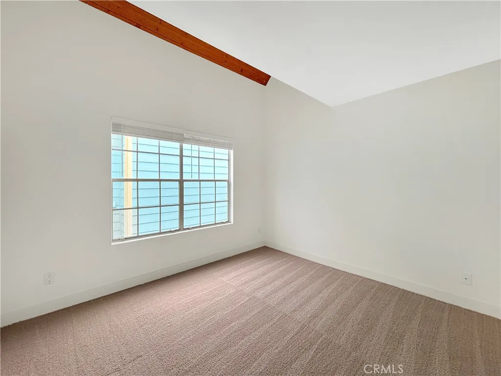 https://cdn.realtyfeed.com/cdn/127/306459652/6e098e6ac91ff954d732ba92b9b8038c.webp