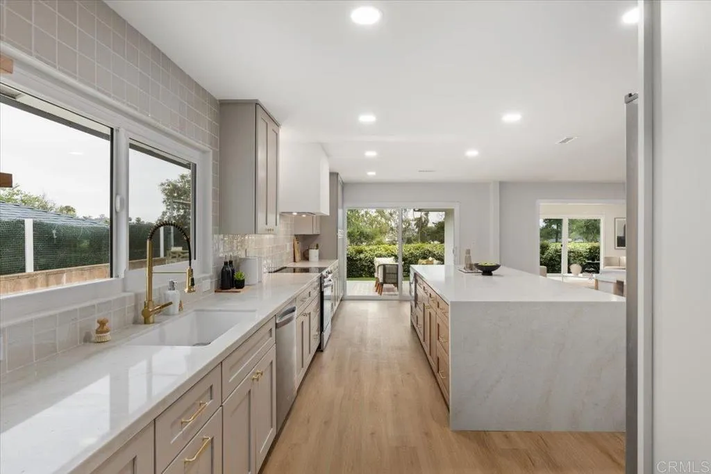 https://cdn.realtyfeed.com/cdn/127/306459904/97e50d902ee00ed894c78f741626b55a.webp