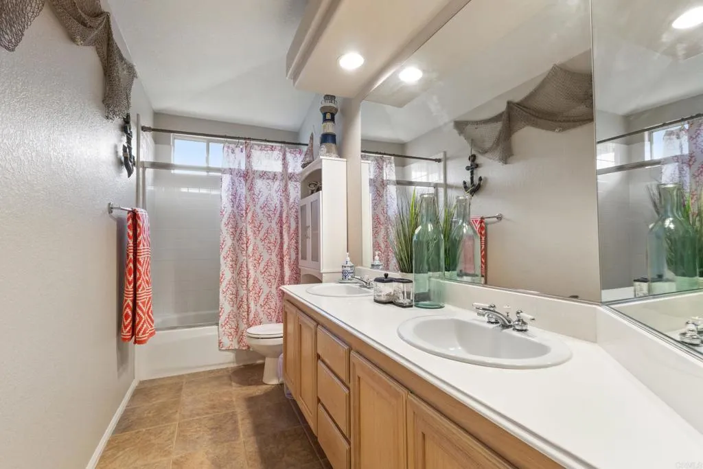 https://cdn.realtyfeed.com/cdn/127/306459911/1d6737a2628897bafcc5f36fdadeb0f7.webp