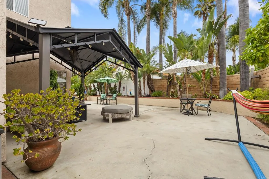 https://cdn.realtyfeed.com/cdn/127/306459911/b3a7c35af49b6db69d2c5d2b368369f8.webp