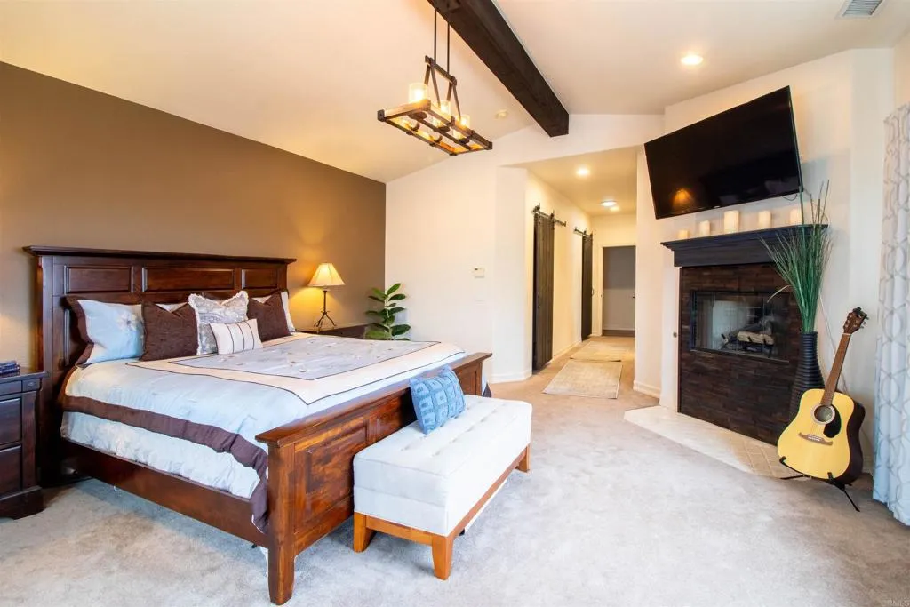 https://cdn.realtyfeed.com/cdn/127/306460025/8df3c7baf74c83665fafd0ceb0447234.webp