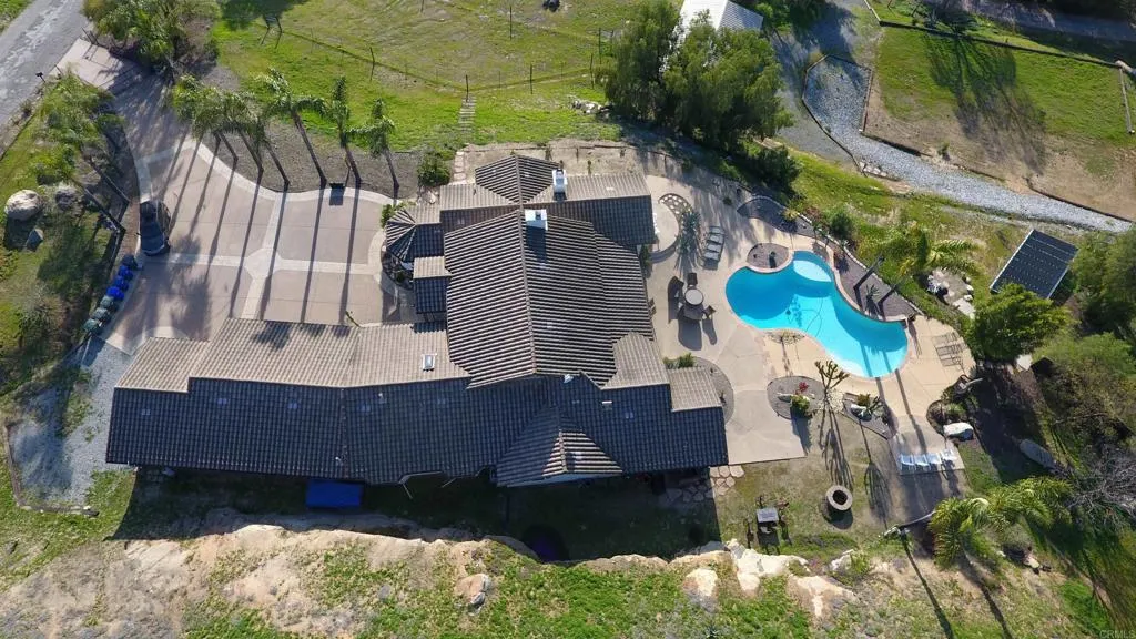 https://cdn.realtyfeed.com/cdn/127/306460025/ca9e04b6b8dbdb50ea5daf3c4437baee.webp