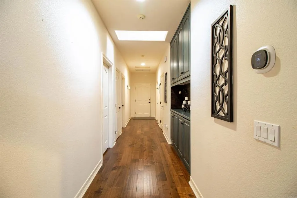 https://cdn.realtyfeed.com/cdn/127/306460025/daba86acd49a0cfaf57d4b61c5d11bb7.webp