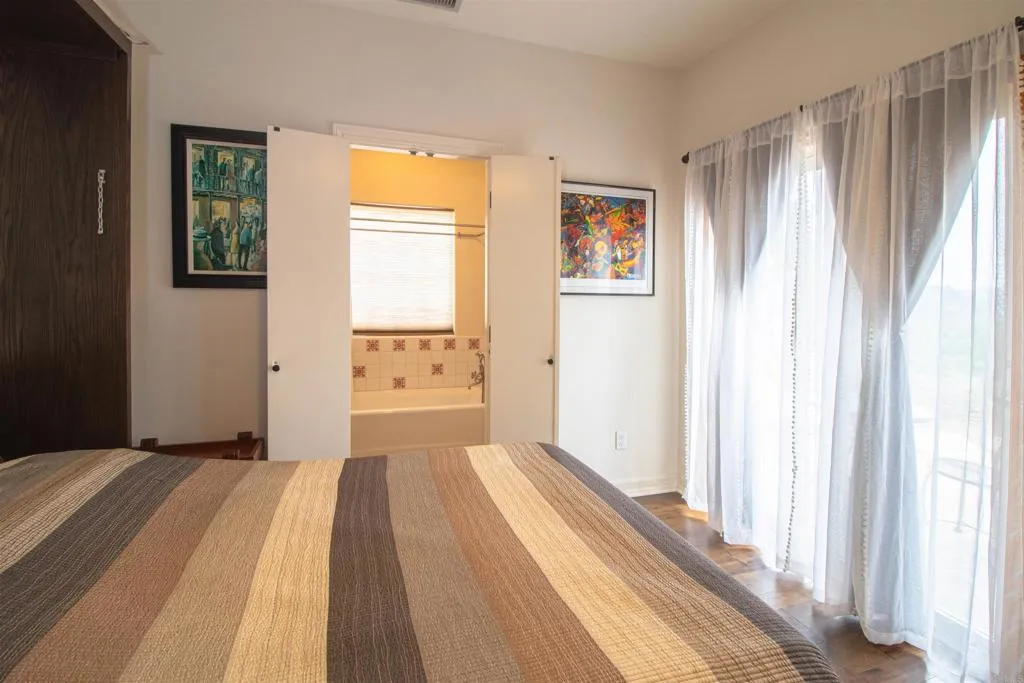 https://cdn.realtyfeed.com/cdn/127/306460025/eda7c73e92ca68c70224417587aed6aa.webp