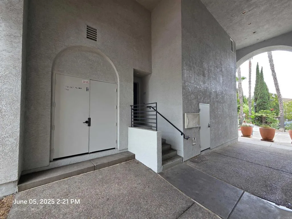 Photo #2: PTP2504198 Listing 