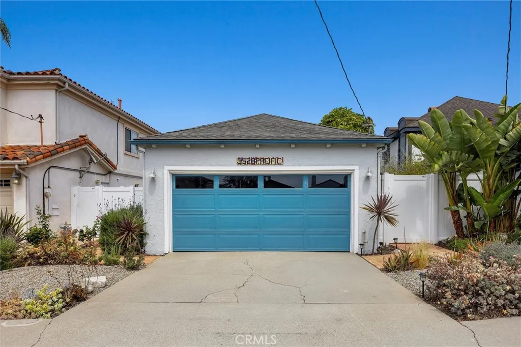 Manhattan Beach, CA 90266