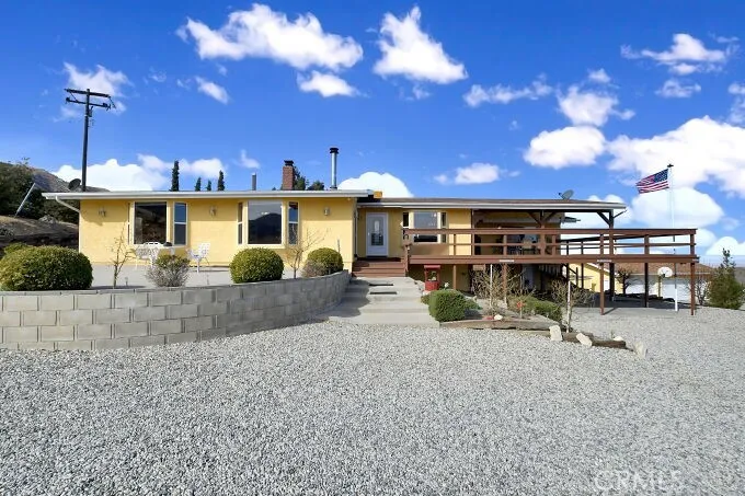28560 Cruthers Creek Road, Pearblossom, CA 93553