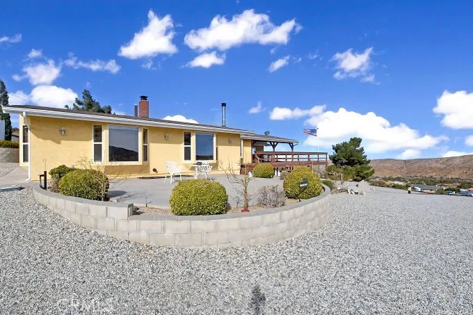 28560 Cruthers Creek Road, Pearblossom, CA 93553 - Photo 2 of 47, Pearblossom, CA