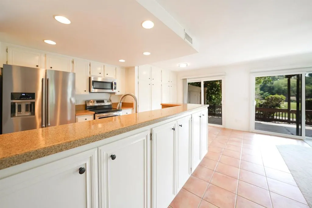 Photo #7: PTP2504204 Listing: Photo #7