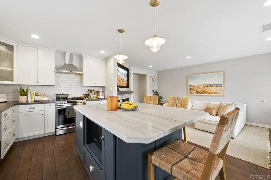 https://cdn.realtyfeed.com/cdn/127/306460546/52ebfd415181e5ffa9fb6dfa12478895.webp