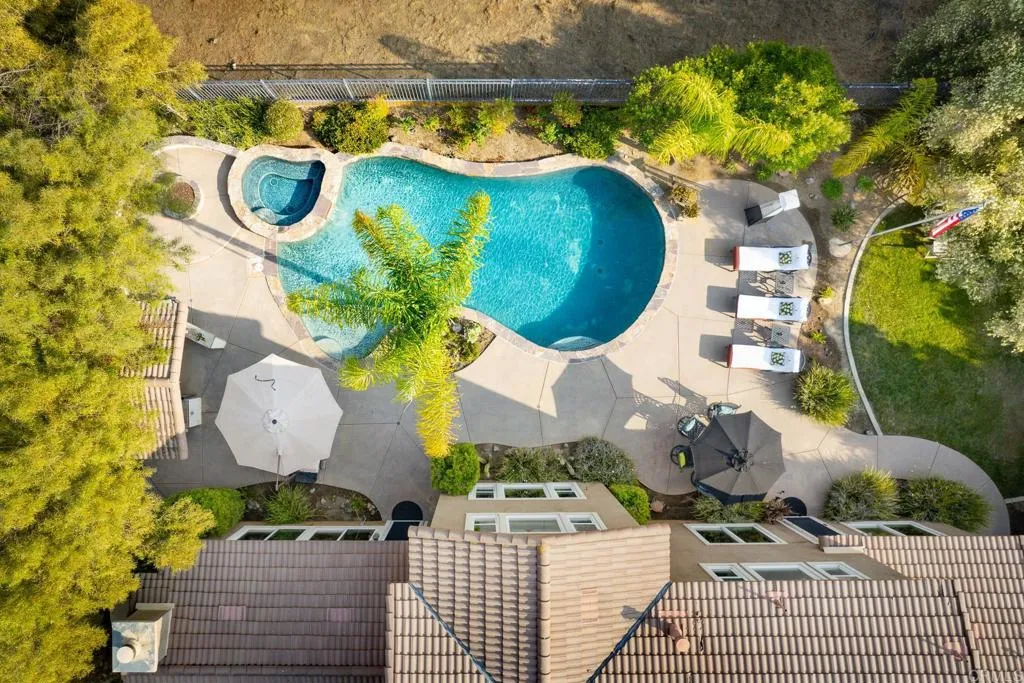 https://cdn.realtyfeed.com/cdn/127/306460620/214d50ac32f67d19ff37c3920df086b4.webp