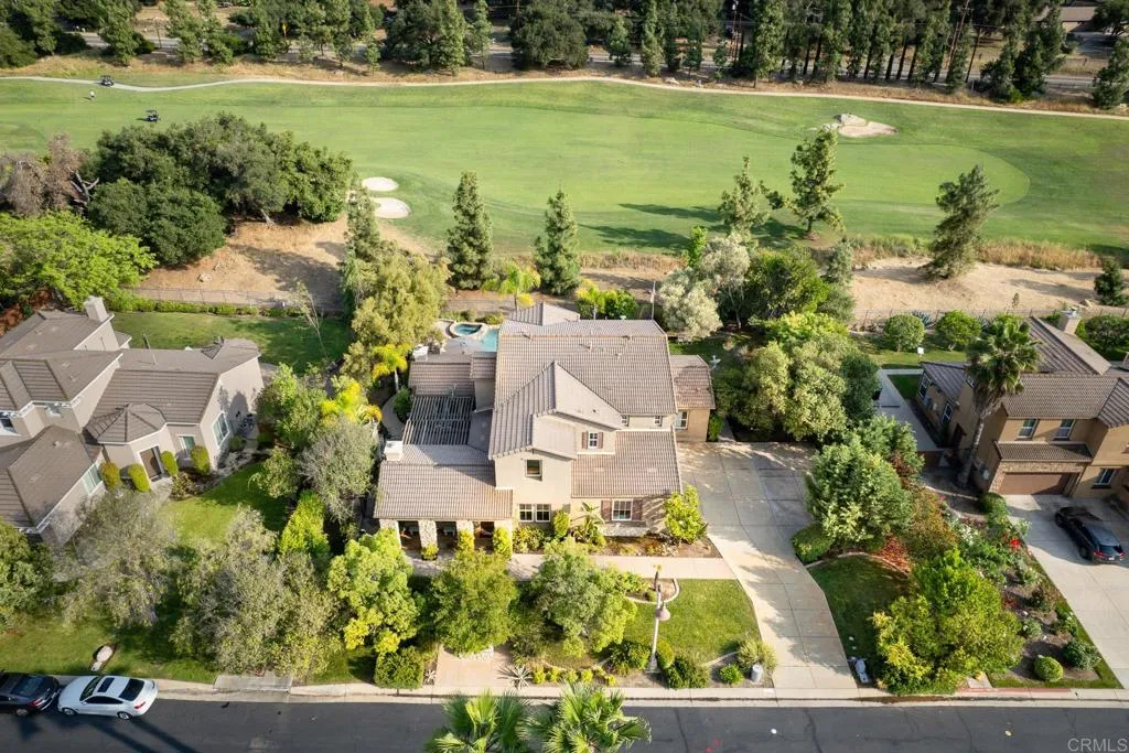 https://cdn.realtyfeed.com/cdn/127/306460620/d36db72865e241e99e5a207911b265d0.webp