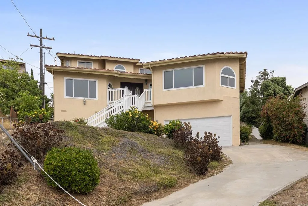 https://cdn.realtyfeed.com/cdn/127/306460668/050319c2f6e52e660d2473868f0d8c99.webp