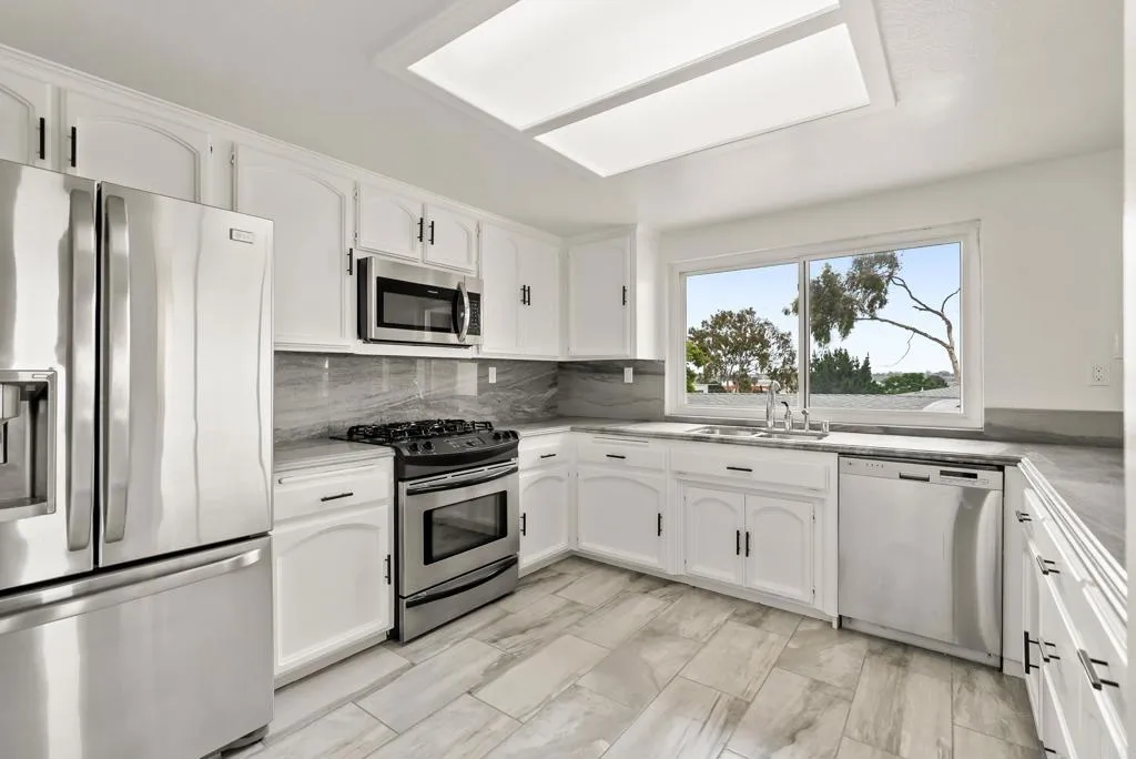 https://cdn.realtyfeed.com/cdn/127/306460668/88f620ff9db029c8c1ec1790e5a34f22.webp