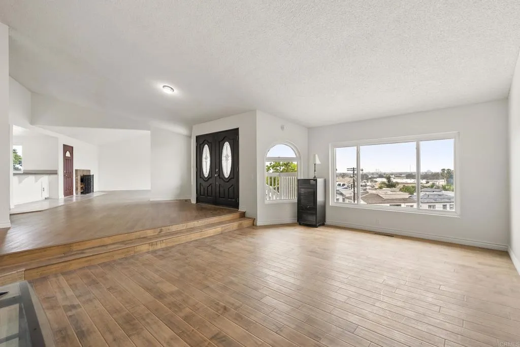 https://cdn.realtyfeed.com/cdn/127/306460668/88ff3c0cbd744eb765eb3f41602df14e.webp