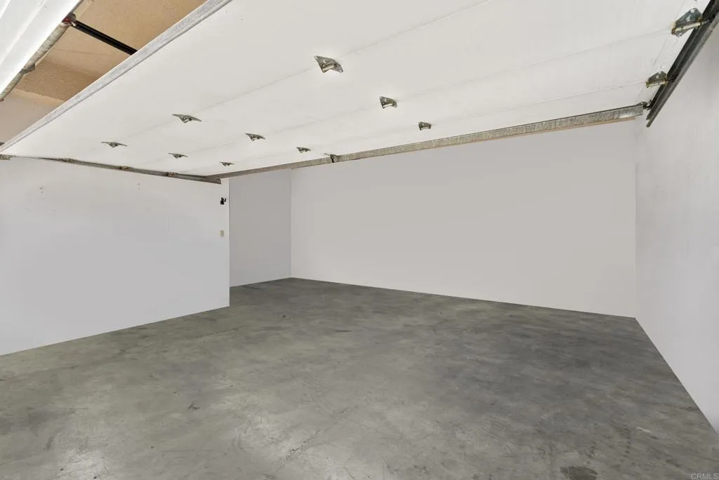 https://cdn.realtyfeed.com/cdn/127/306460668/ff00a869e0d964133a998aa73eba2898.webp
