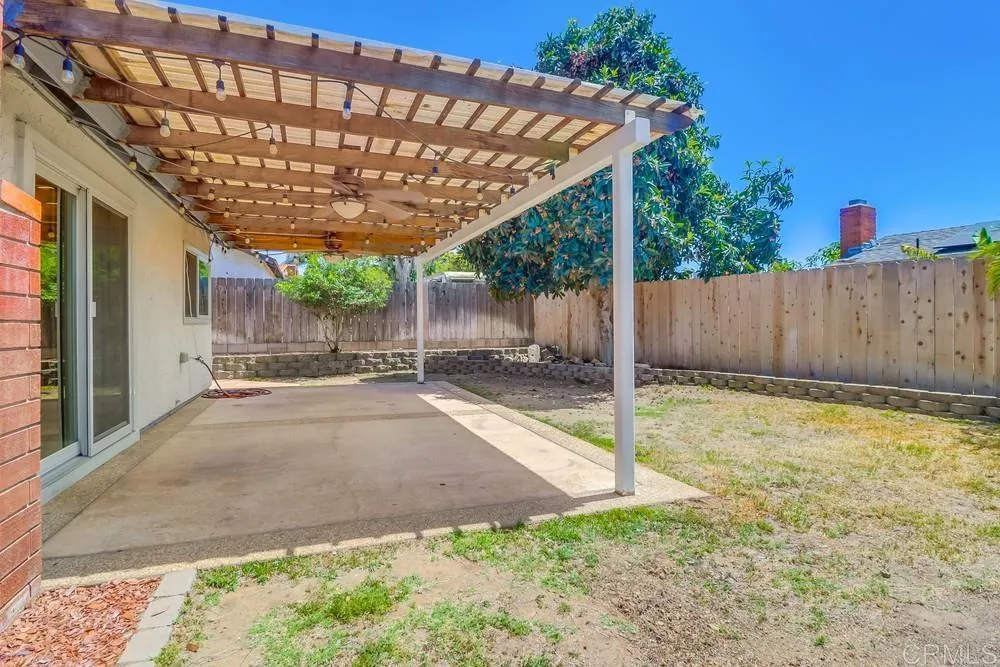 https://cdn.realtyfeed.com/cdn/127/306460682/fec09b702fcec73def46c097d5312562.webp