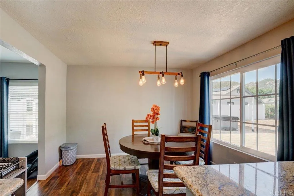 https://cdn.realtyfeed.com/cdn/127/306461038/55d70c9d25711499918d8ff7b611f94b.webp