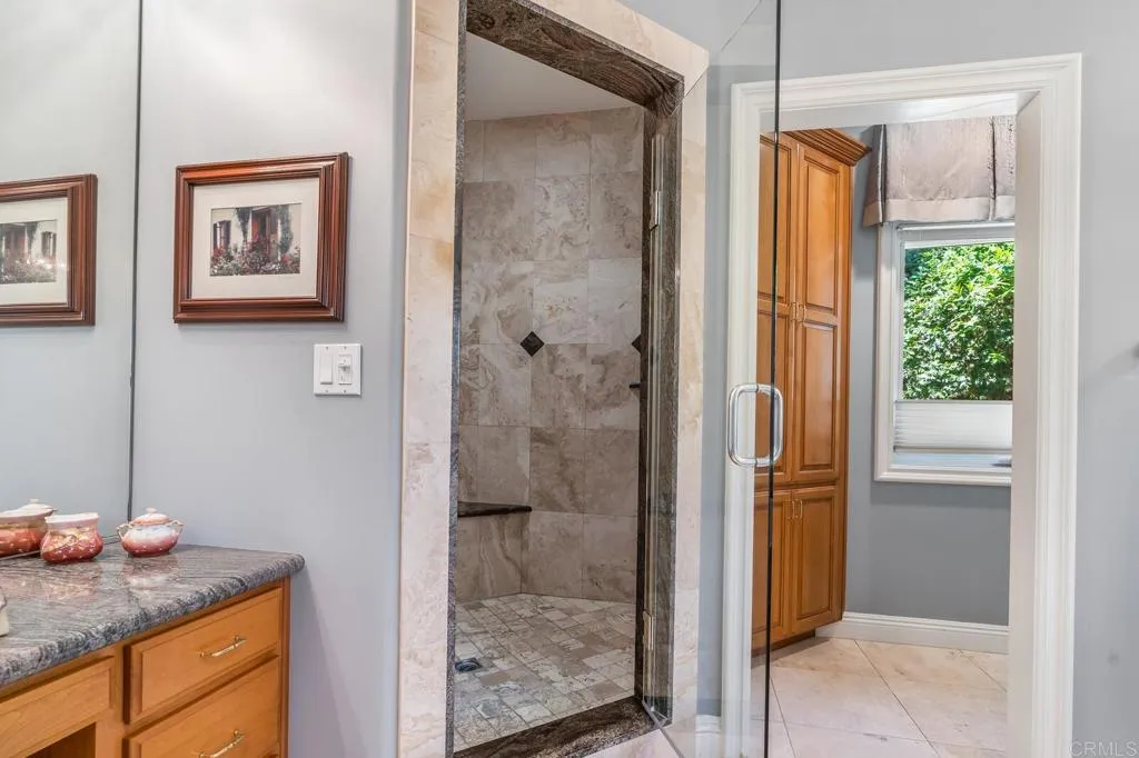 https://cdn.realtyfeed.com/cdn/127/306461127/375f5d6377804e56ea1c577142860ee7.webp