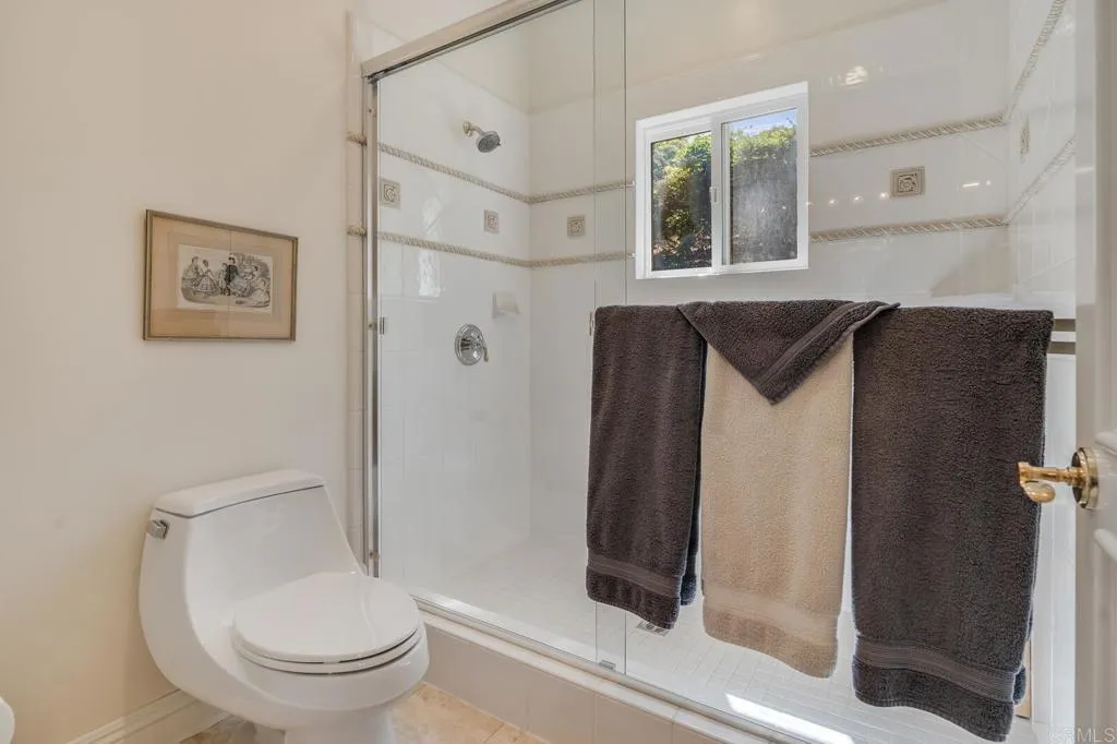 https://cdn.realtyfeed.com/cdn/127/306461127/560d75c47b9aa9998d2c071c7d01bb93.webp